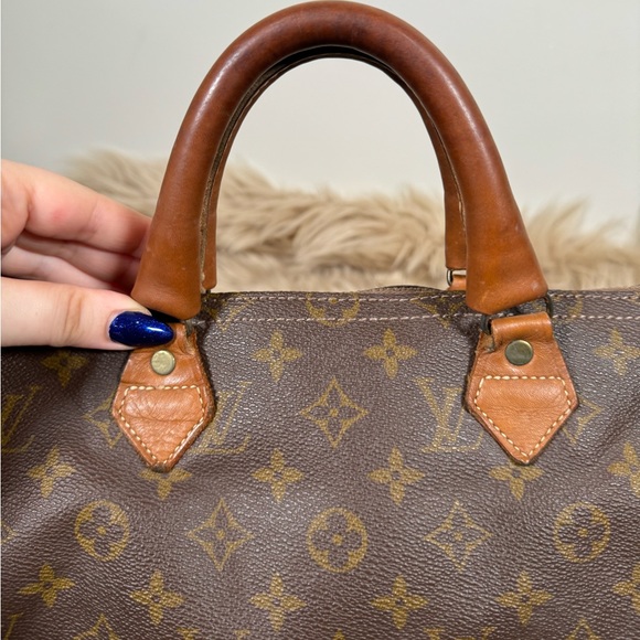 Authentic Rare 1960’s Louis Vuitton Monogram Speedy 30 Handbag Collectible - Picture 8 of 15
